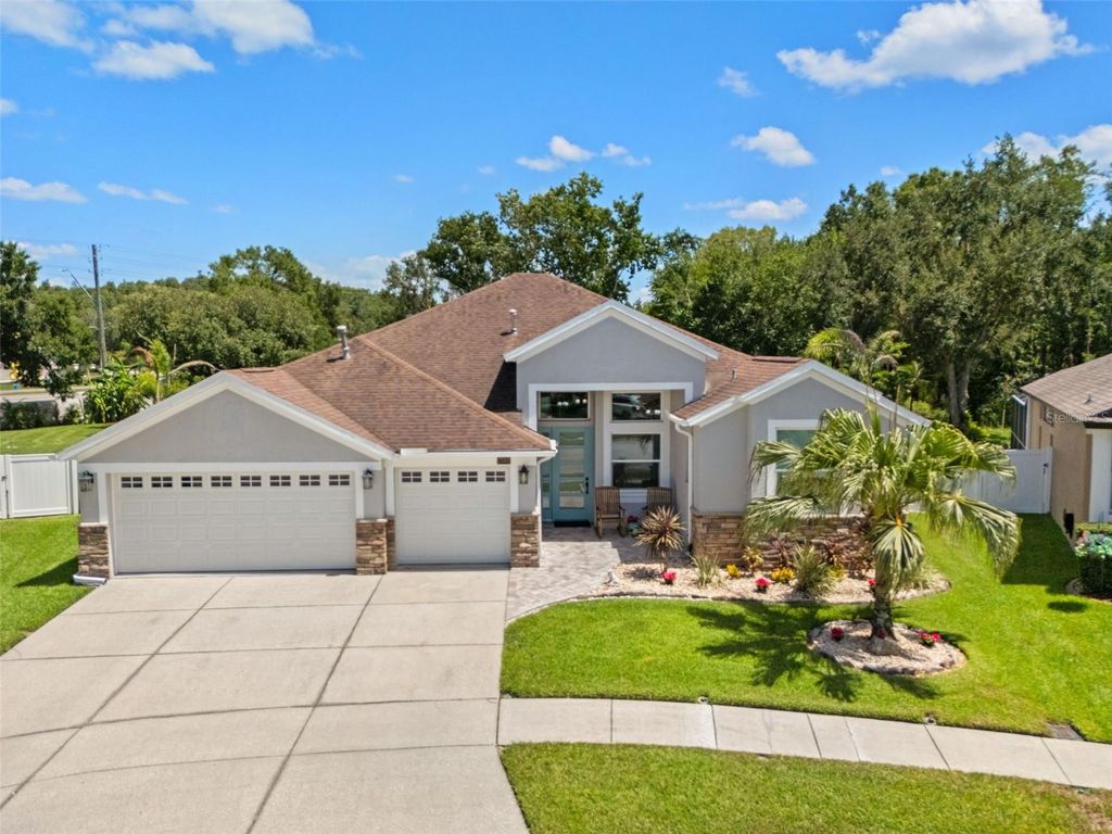 27901 SUMMER PLACE DRIVE, Wesley Chapel, FL 33544
