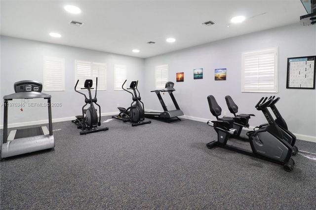 765 SW 148th Ave 1203, Sunrise, FL 33325