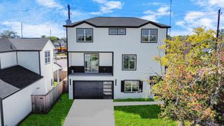 216 San Jacinto Street, La Porte, TX 77571