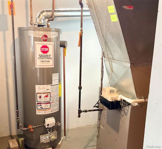 28746 Ramblewood Drive, Farmington Hills, MI 48334