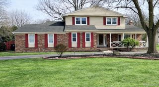 28746 Ramblewood Drive, Farmington Hills, MI 48334