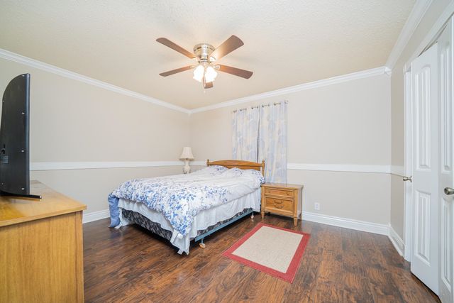 105 Sherwood Dr, Longview, TX 75605