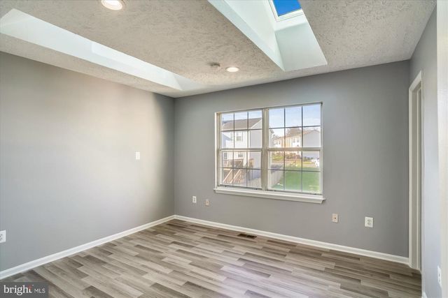 8603 WOODHUE CT, Manassas Park, VA 20111