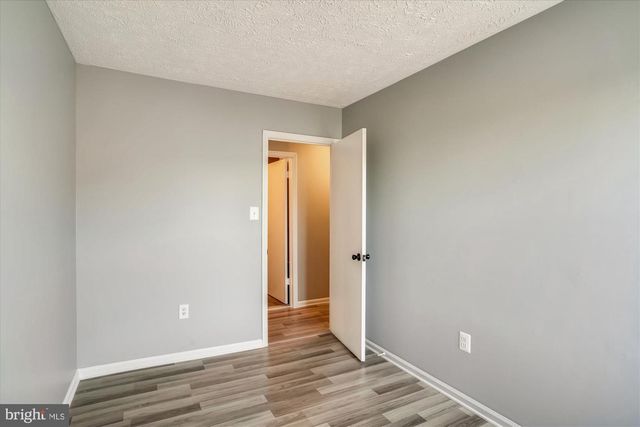 8603 WOODHUE CT, Manassas Park, VA 20111