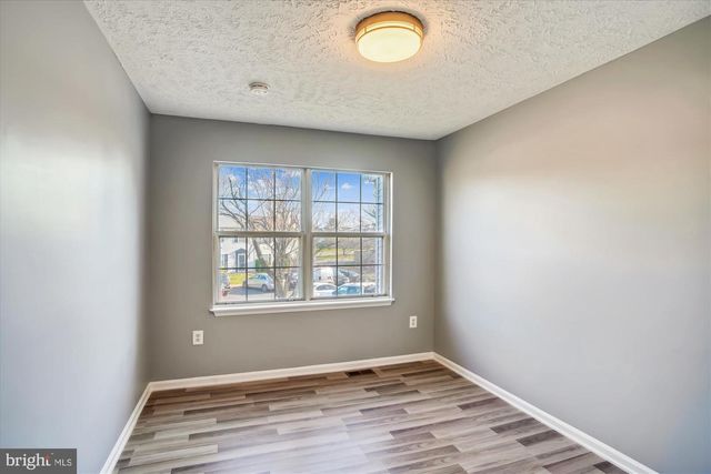 8603 WOODHUE CT, Manassas Park, VA 20111