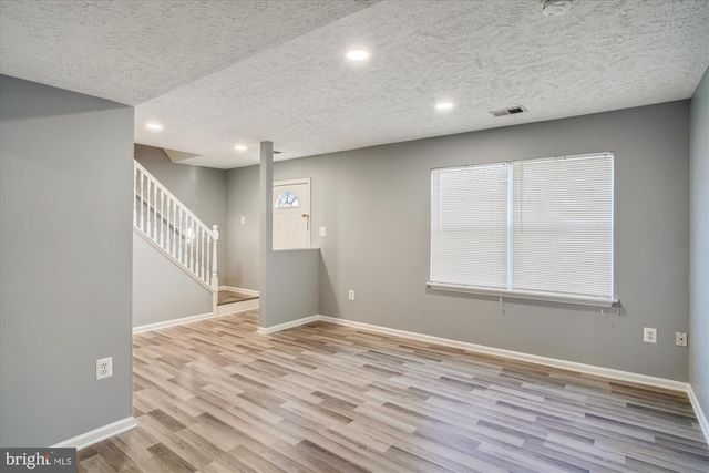 8603 WOODHUE CT, Manassas Park, VA 20111