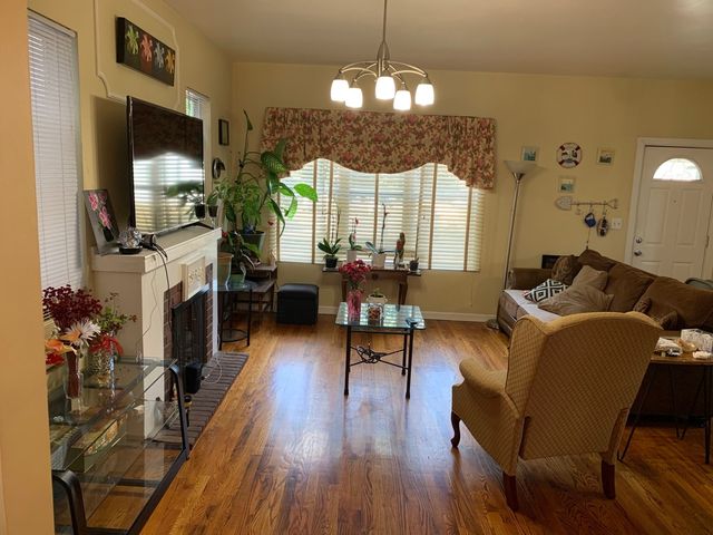 4451 W Wilcox Street, Chicago, IL 60624