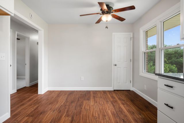 6890 Riverbend DR, Fairlawn, VA 24141