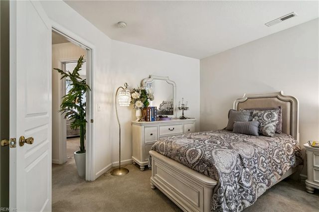 224 Bailey Park DR, Hampton, VA 23669