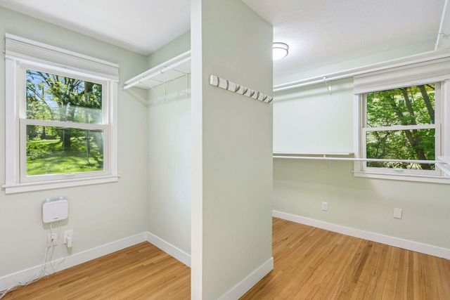 2966 Mildred Drive, Roseville, MN 55113