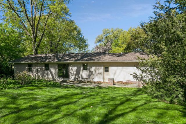 2966 Mildred Drive, Roseville, MN 55113
