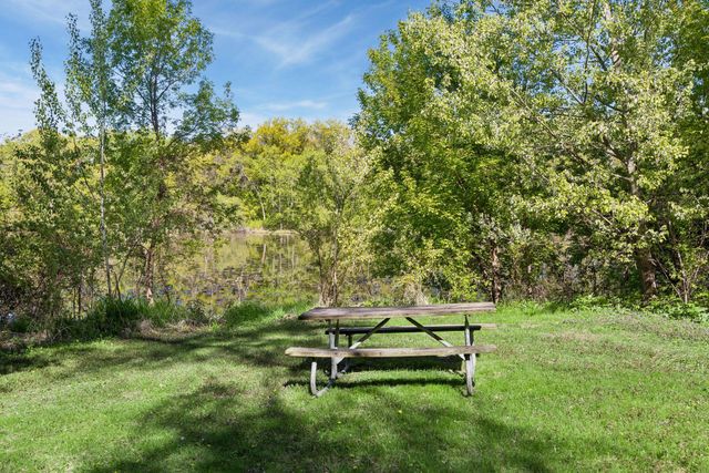 2966 Mildred Drive, Roseville, MN 55113
