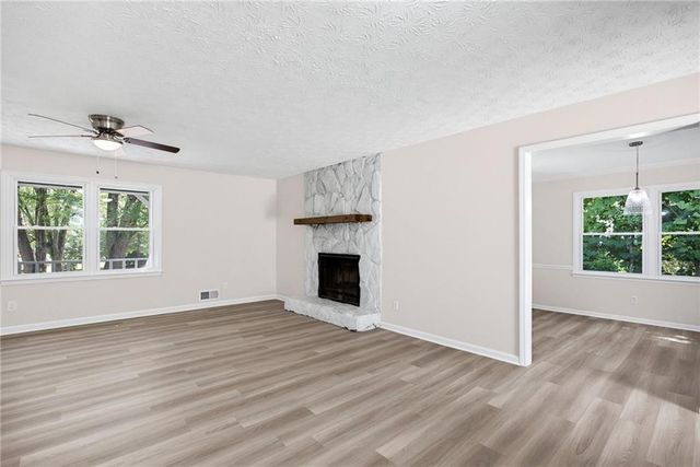 102 Tibbitts Drive, Dallas, GA 30157