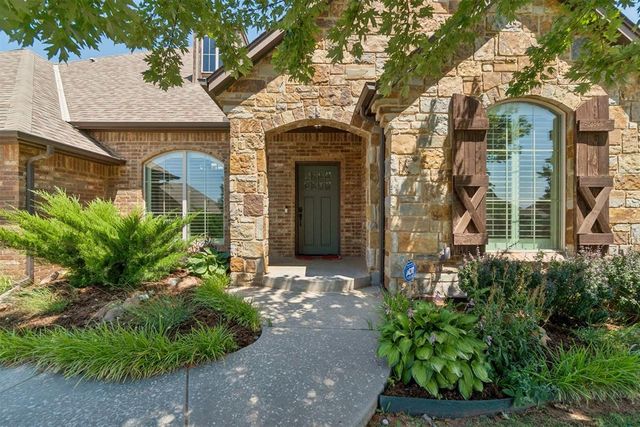 4640 Silver Charm Lane, Edmond, OK 73025