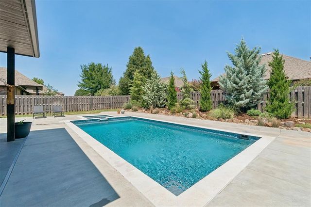 4640 Silver Charm Lane, Edmond, OK 73025
