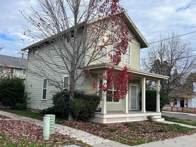 804 Kite Lane, Redding, CA 96001