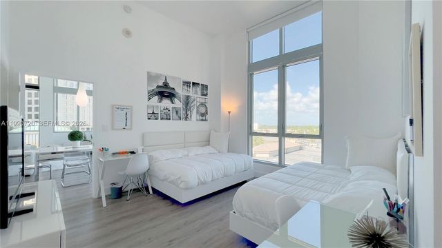 9066 SW 73rd Ct 501, Miami, FL 33156