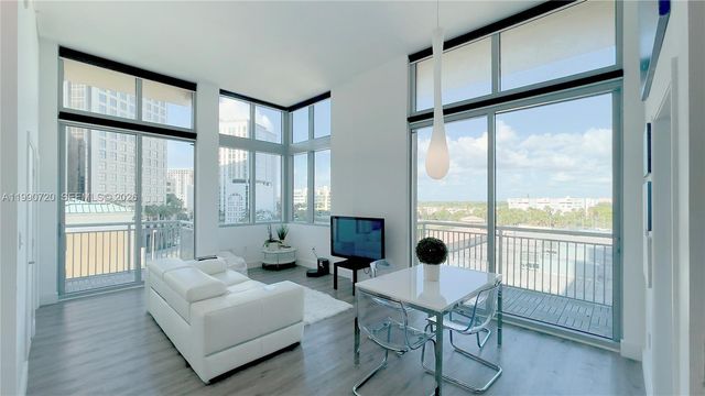 9066 SW 73rd Ct 501, Miami, FL 33156