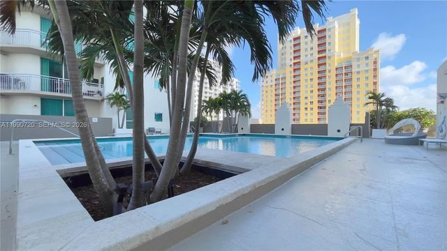 9066 SW 73rd Ct 501, Miami, FL 33156