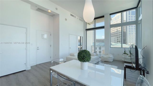 9066 SW 73rd Ct 501, Miami, FL 33156