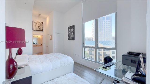 9066 SW 73rd Ct 501, Miami, FL 33156