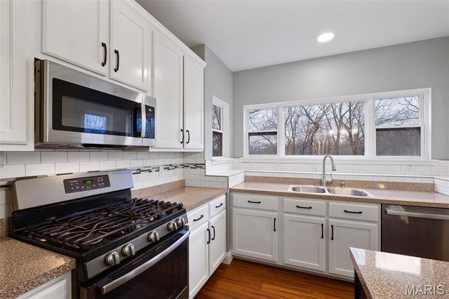 844 Konert Hill Drive, Fenton, MO 63026