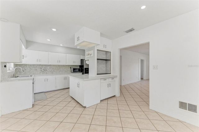 312 WINFIELD WAY, Nokomis, FL 34275