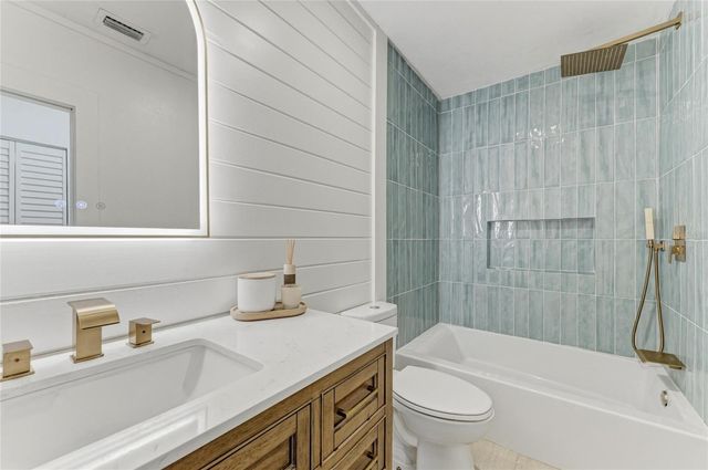 312 WINFIELD WAY, Nokomis, FL 34275