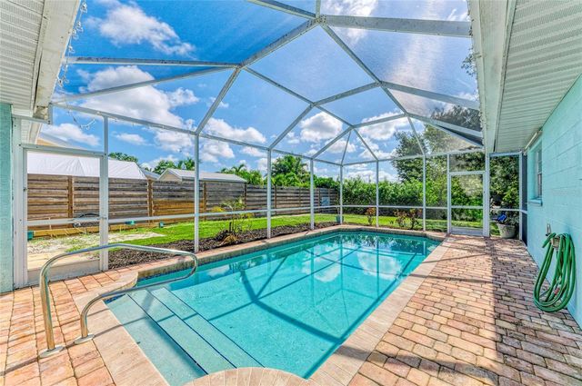 312 WINFIELD WAY, Nokomis, FL 34275