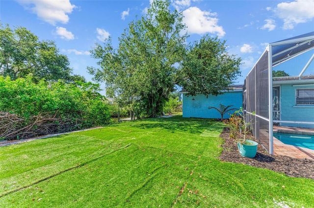 312 WINFIELD WAY, Nokomis, FL 34275