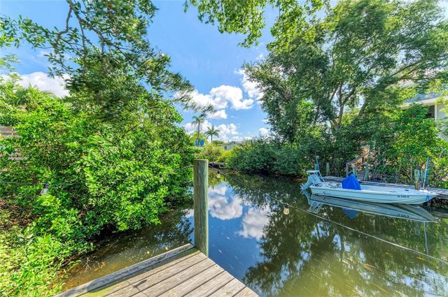 312 WINFIELD WAY, Nokomis, FL 34275