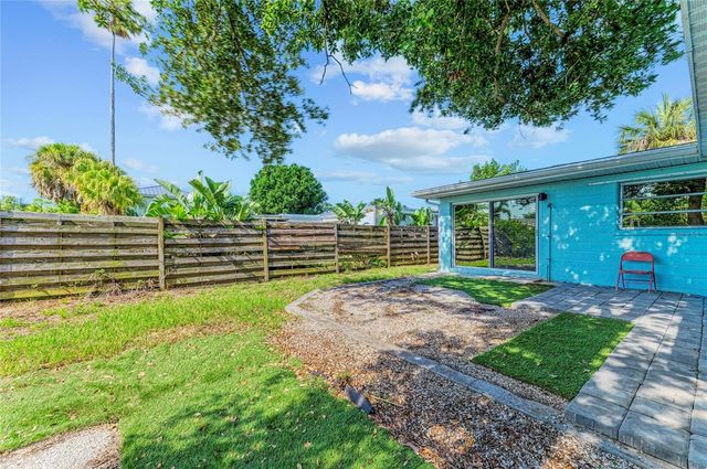 312 WINFIELD WAY, Nokomis, FL 34275