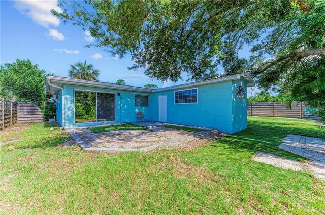 312 WINFIELD WAY, Nokomis, FL 34275