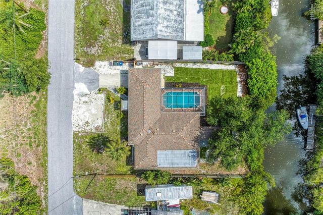 312 WINFIELD WAY, Nokomis, FL 34275