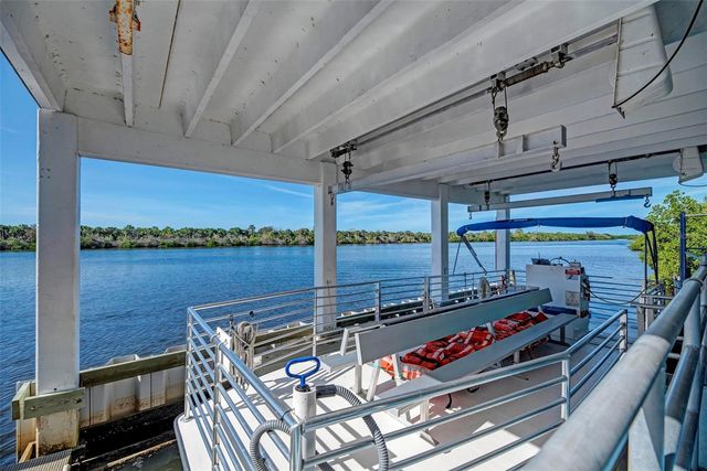 312 WINFIELD WAY, Nokomis, FL 34275