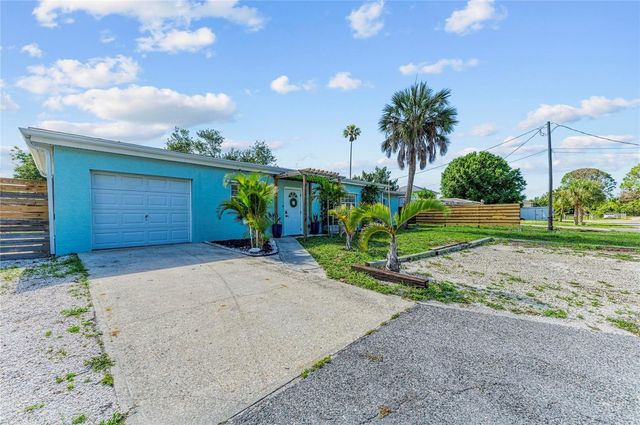 312 WINFIELD WAY, Nokomis, FL 34275
