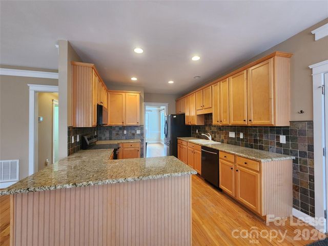 7237 Atwater Lane, Charlotte, NC 28269