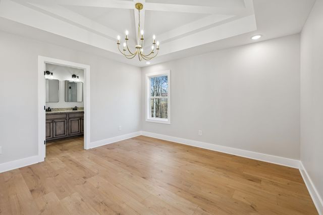 342 Leigh Anna Circle, Lafayette, TN 37083