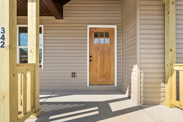 342 Leigh Anna Circle, Lafayette, TN 37083