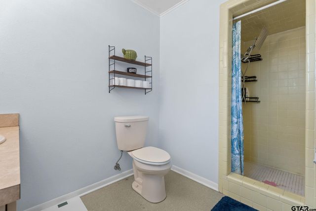 2002 Faulkner St., Tyler, TX 75701