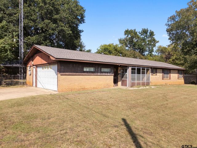 2002 Faulkner St., Tyler, TX 75701
