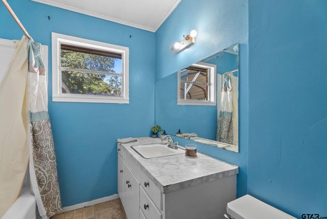 2002 Faulkner St., Tyler, TX 75701