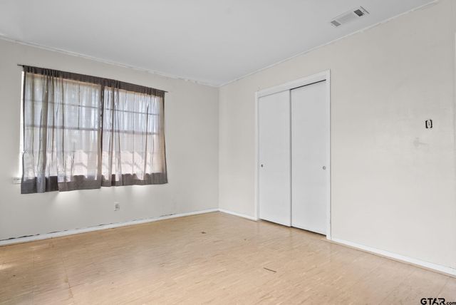 2002 Faulkner St., Tyler, TX 75701