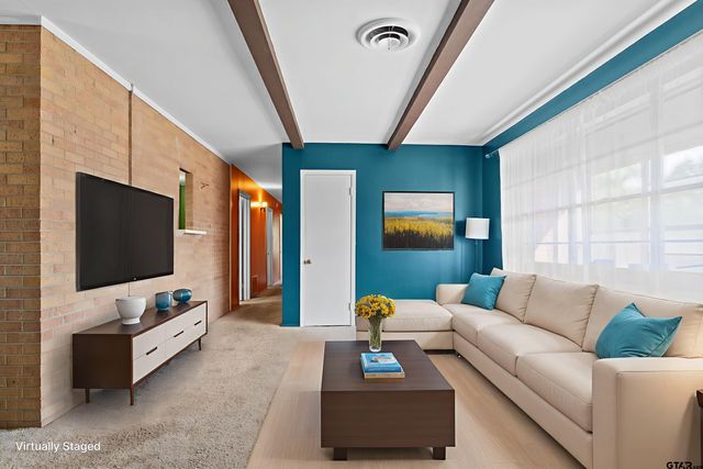 2002 Faulkner St., Tyler, TX 75701