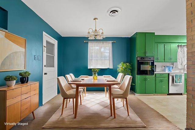 2002 Faulkner St., Tyler, TX 75701