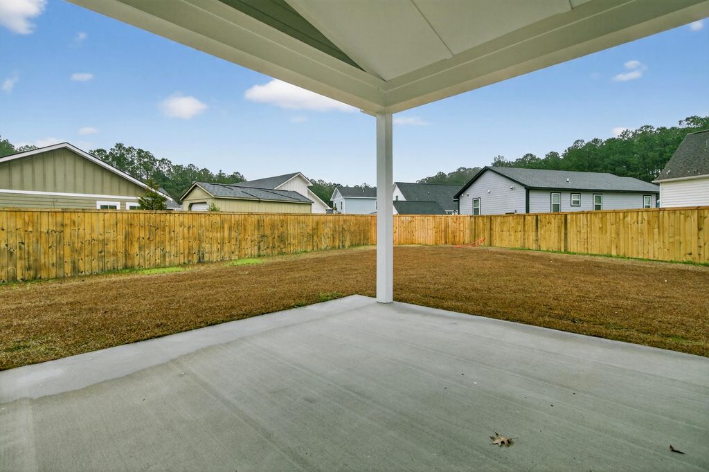 Image 16 of property listing at 459 Sablewood Drive, Huger, SC 29450