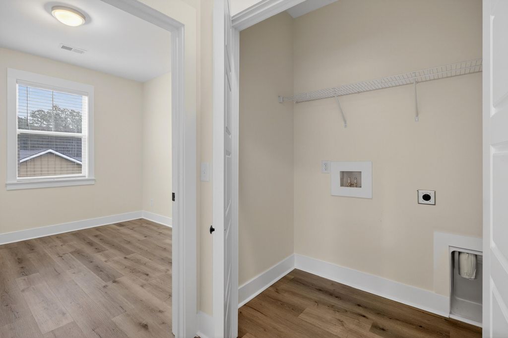 Image 33 of property listing at 459 Sablewood Drive, Huger, SC 29450