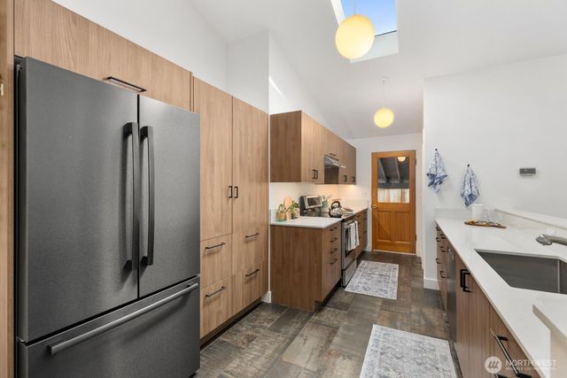 1646 152nd Avenue SE, Bellevue, WA 98007