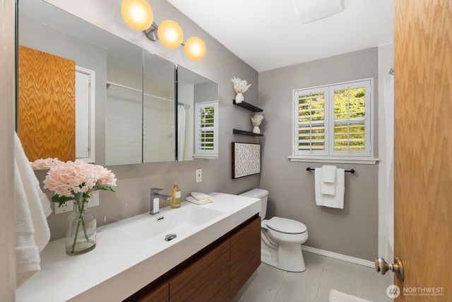 1646 152nd Avenue SE, Bellevue, WA 98007