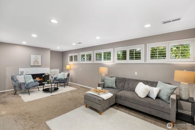 1646 152nd Avenue SE, Bellevue, WA 98007